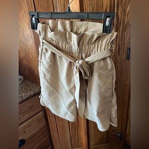 NEW Express Women’s Paper Bag Tie Shorts, XXS